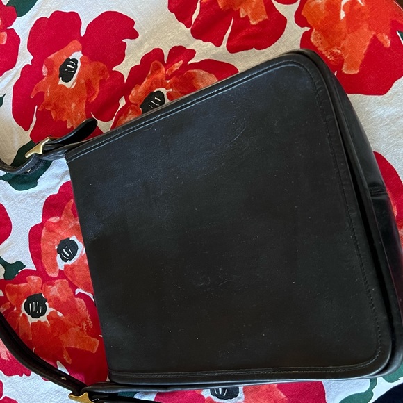 Vintage Coach Handbag - Picture 2 of 13